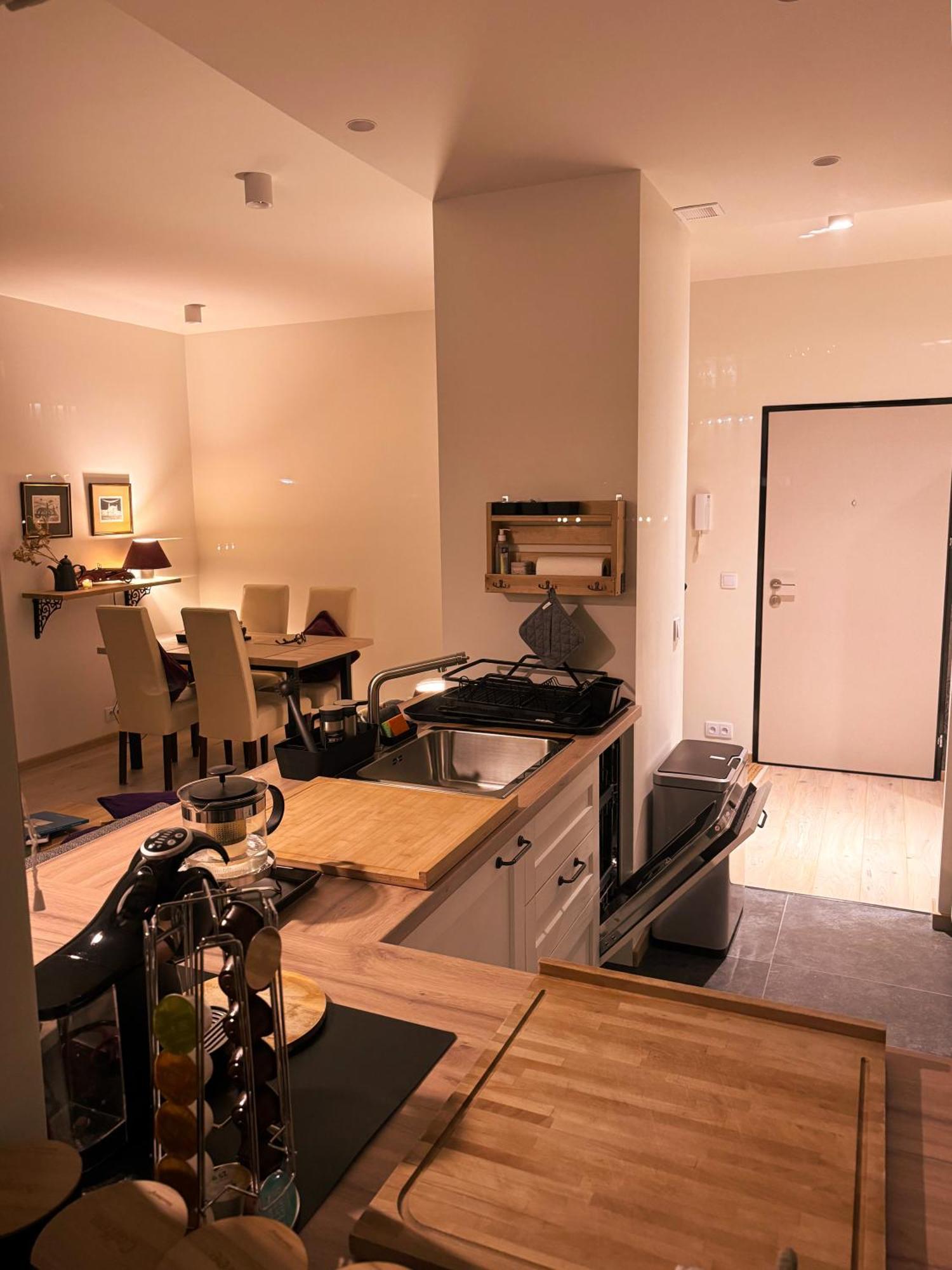 Relax&comfort New Waw 50 Sqm With Terrace, Garden, Free Parking And Ac Apartmán Varšava