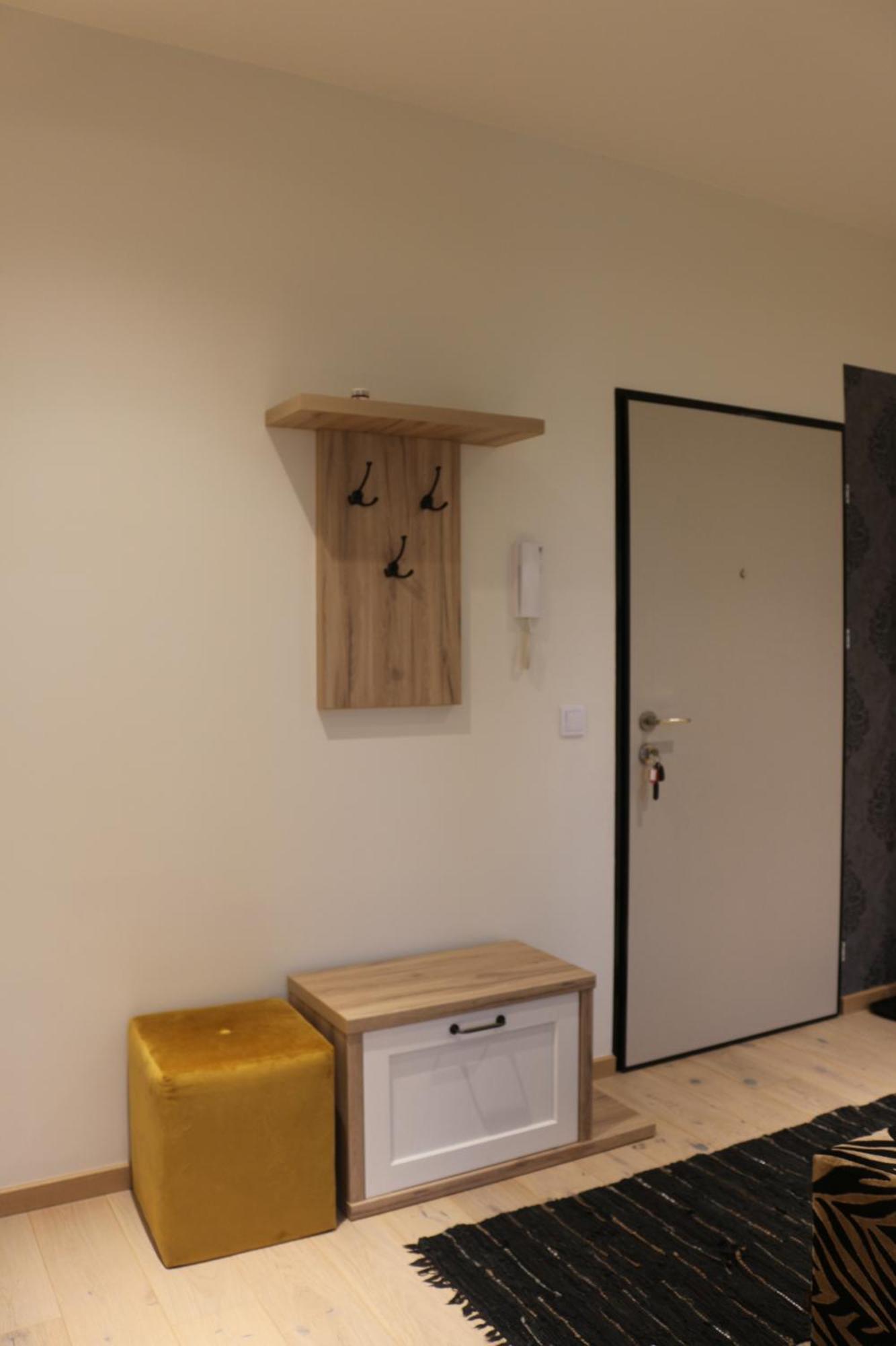 Relax&comfort New Waw 50 Sqm With Terrace, Garden, Free Parking And Ac Apartmán